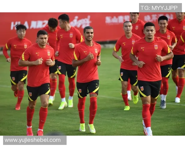 国足勇战韩国激情对决宣传海报展现足球魅力与团结精神